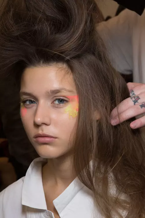 Issey Miyake colectia primavara vara 2016 backstage (8)