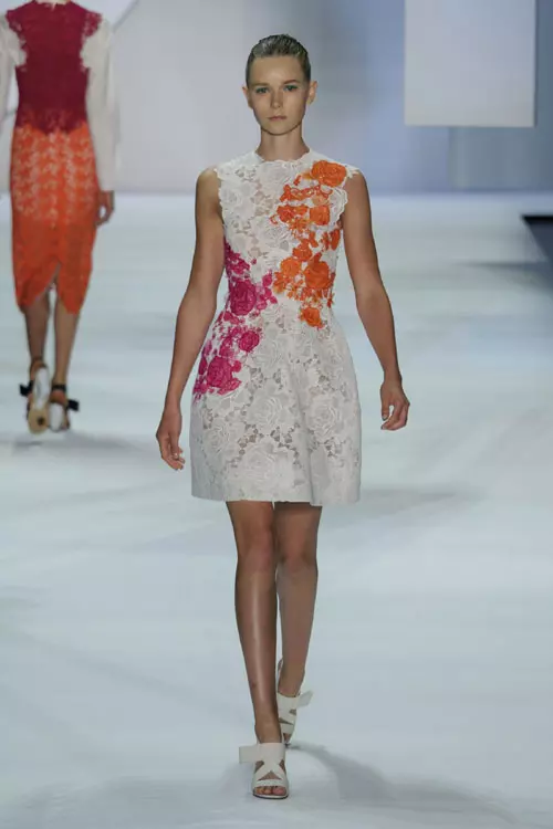 Monique Lhuillier colectia primavara vara 2016 (17)