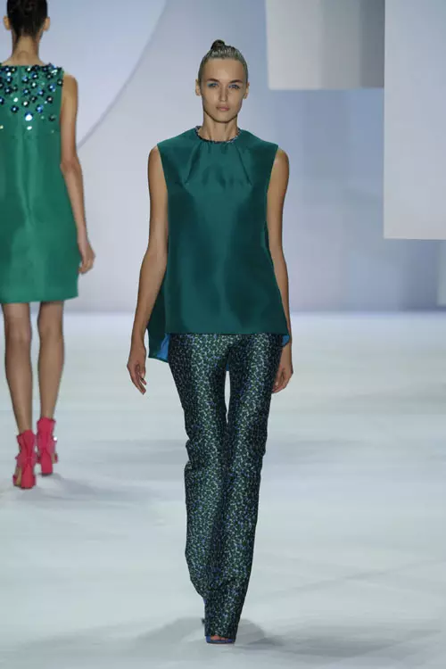 Monique Lhuillier colectia primavara vara 2016 (2)