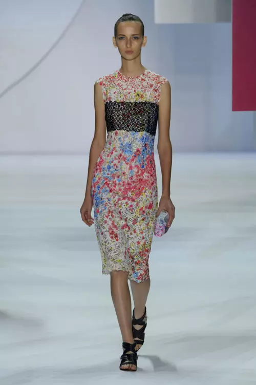 Monique Lhuillier colectia primavara vara 2016 (21)