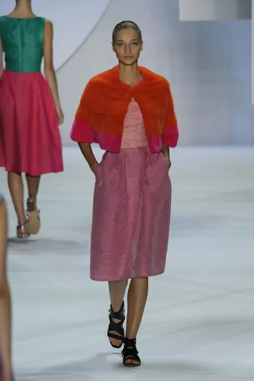 Monique Lhuillier colectia primavara vara 2016 (9)