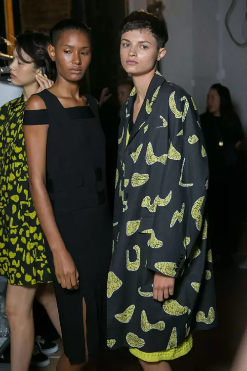Opening Ceremony colectia primavara vara 2016 backstage (12)