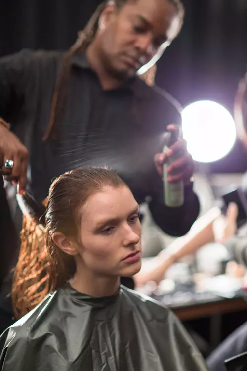 Tadashi Shoji colectia primavara vara 2016 backstage (2)