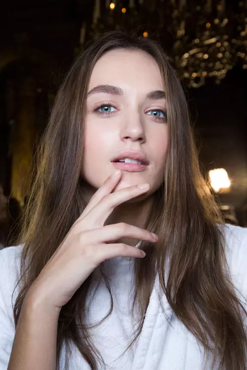 Valentin Yudashkin colectia primavara vara 2016 backstage (15)