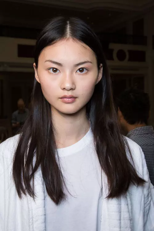 Valentin Yudashkin colectia primavara vara 2016 backstage (4)
