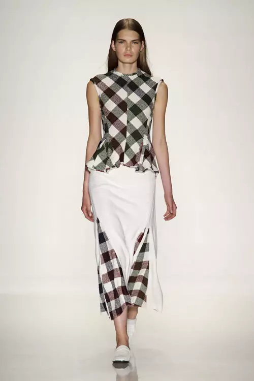 Victoria Beckham colectia primavara vara 2016