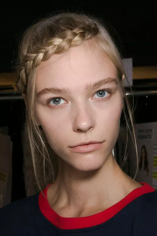 HERVE LEGER by Max Azria colectia primavara vara 2016 backstage (1)
