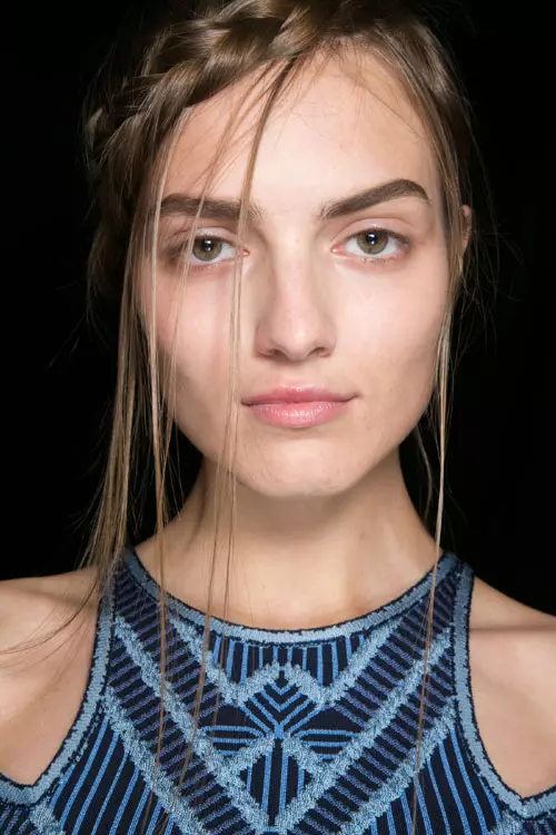 HERVE LEGER by Max Azria colectia primavara vara 2016 backstage (12)