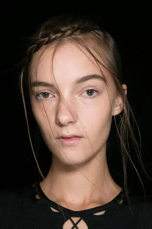 HERVE LEGER by Max Azria colectia primavara vara 2016 backstage (15)