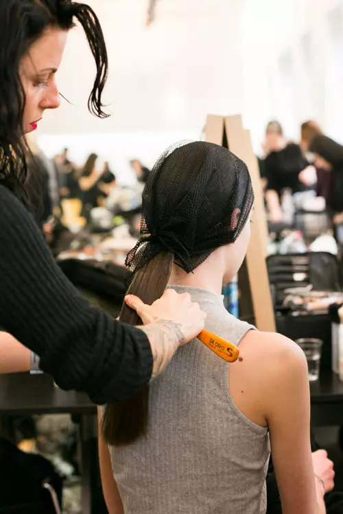 Jil Sander colectia toamna iarna 2016-2017 backstage (27)