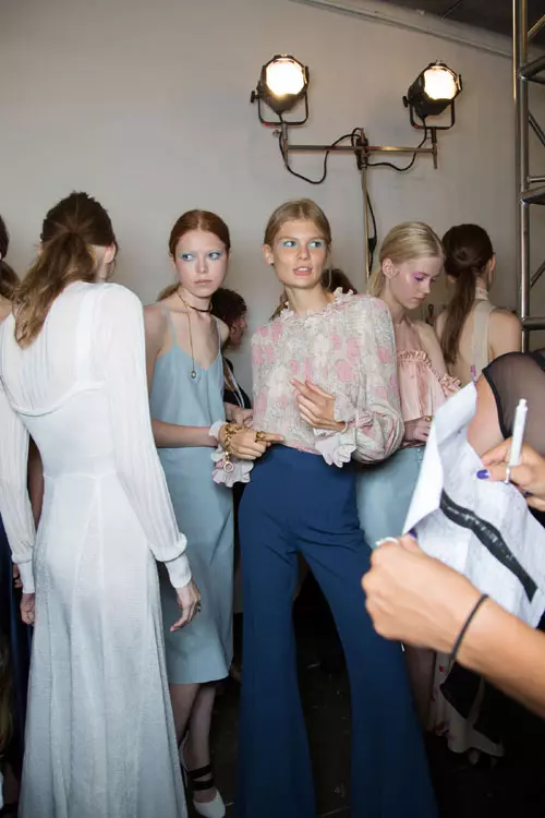 Jill Stuart colectia primavara vara 2016 backstage (20)