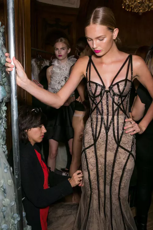Marchesa colectia primavara vara 2016 backstage (6)