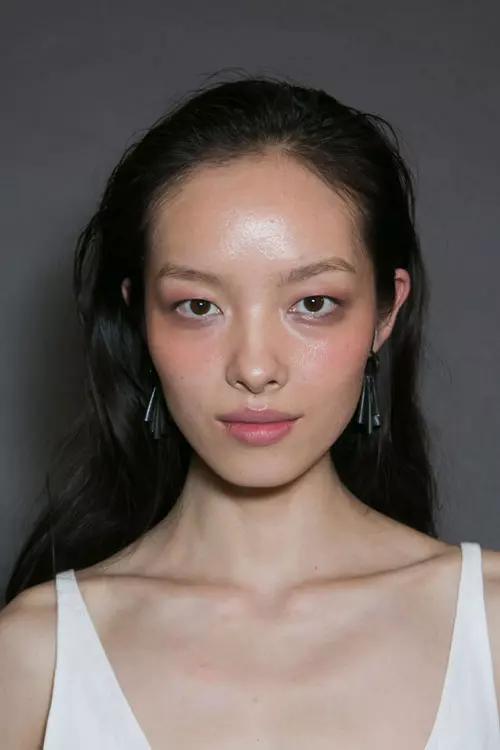 Narciso Rodriguez colectia primavara vara 2016 backstage (26)
