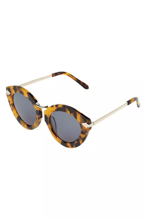 Ochelari de soare, Karen Millen, 1.437 lei, www.stylebop.com