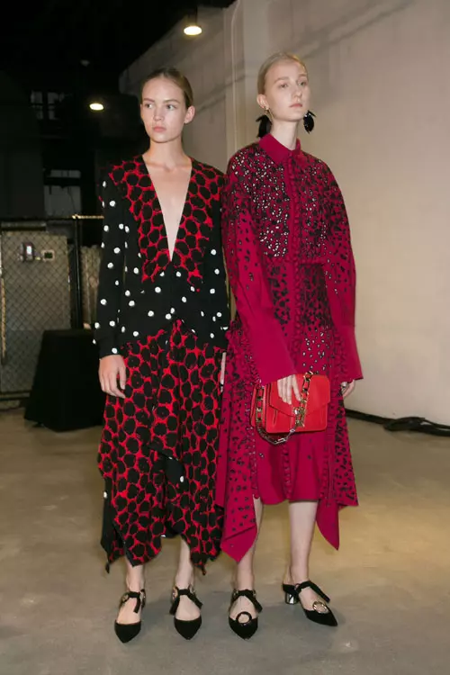 Proenza Schouler colectia primavara vara 2016 backstage (18)