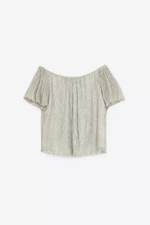 Top argintiu, Zara, 89,90 lei