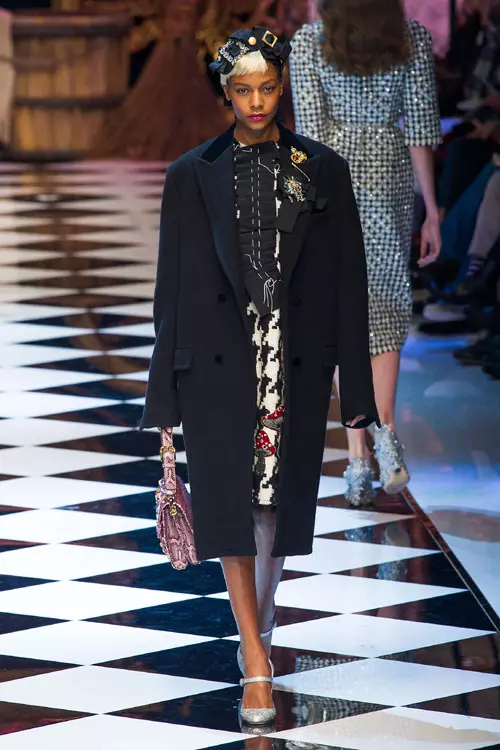 Dolce & Gabbana colectia toamna iarna 2016-2017 (84)