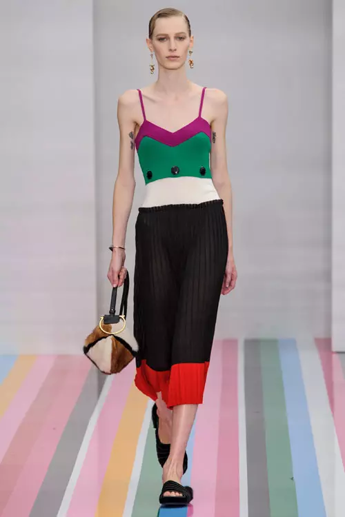 Salvatore Ferragamo colectia toamna iarna 2016-2017 (38)