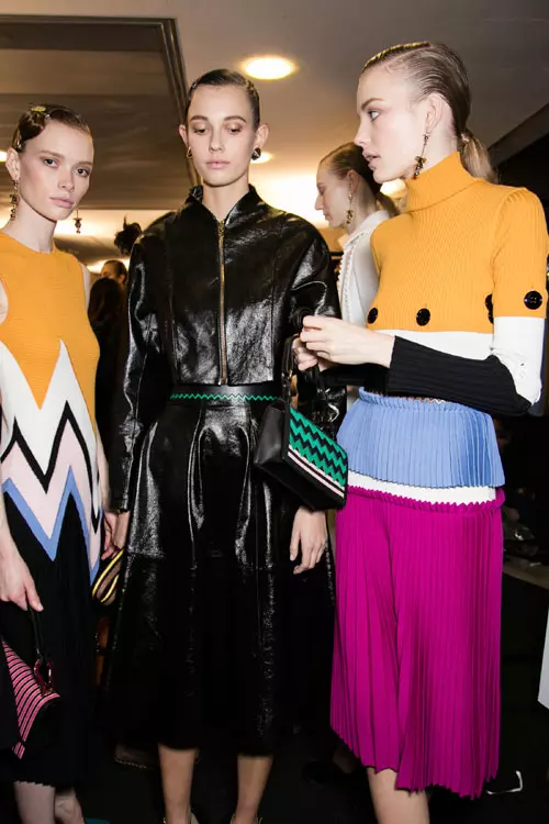 Salvatore Ferragamo colectia toamna iarna 2016-2017 backstage (2)