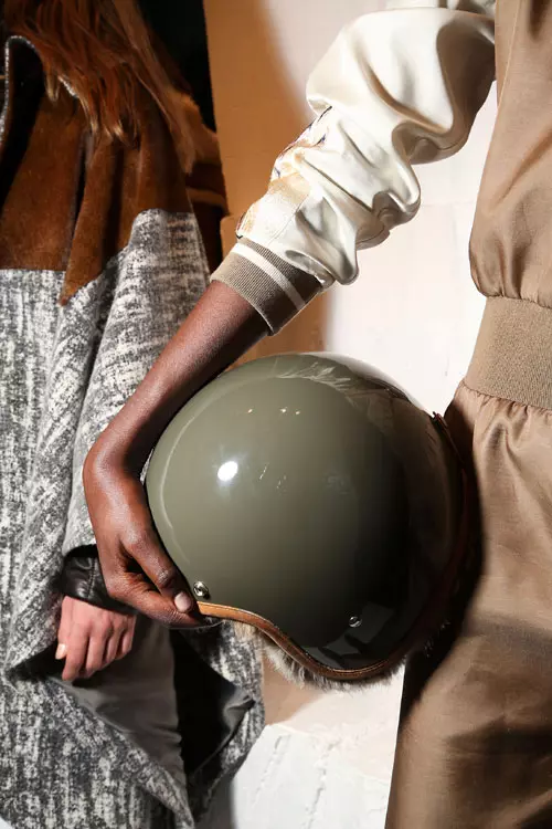 Belstaff colectia toamna iarna 2016-2017 backstage (3)