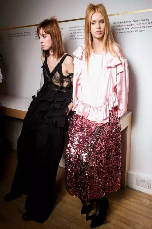 Preen By Thornton Bregazzi colectia toamna iarna 2016-2017 backstage (12)