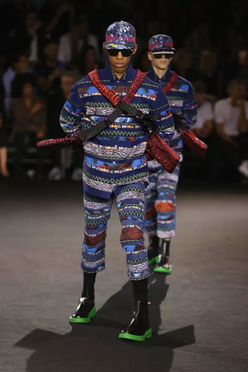 Prezentarea colectiei KENZO x H&M