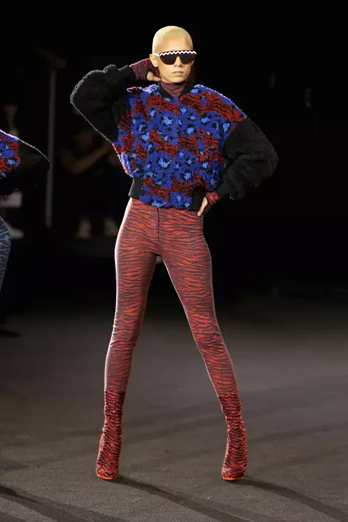 Prezentarea colectiei KENZO x H&M