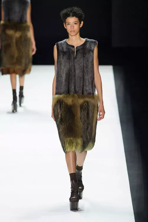 Vera Wang colectia toamna iarna 2016-2017 (28)