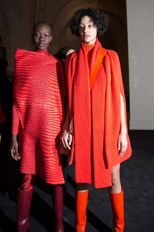 Akris colectia toamna iarna 2016-2017 backstage (1)