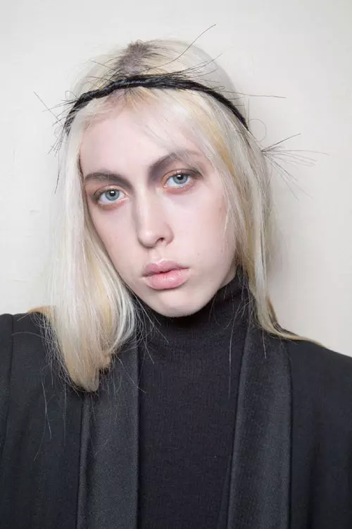 Ann Demeulemeester colectia toamna iarna 2016-2017 backstage (13)