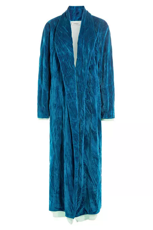 Rochie-mantou din catifea, Attico, 4.537 lei, www.stylebop.com