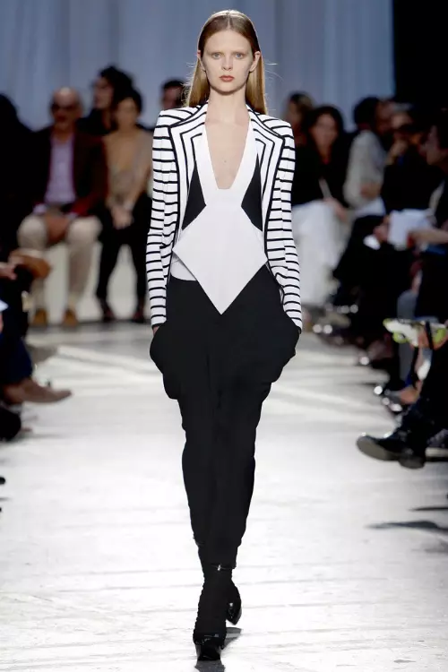 7. Ready-to-wear, primavara-vara 2010