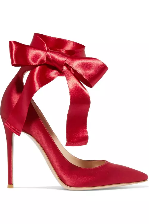 Pantofi din matase, Gianvito Rossi, 595 euro