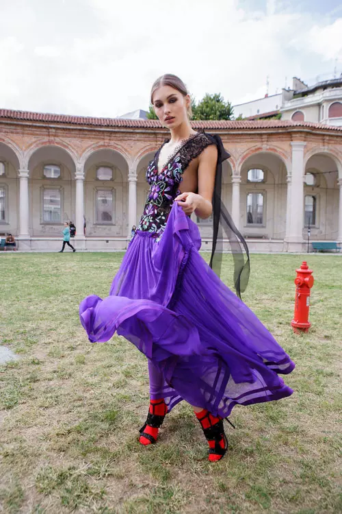 Alberta Ferretti  colectia primavara-vara 2017 backstage (23)