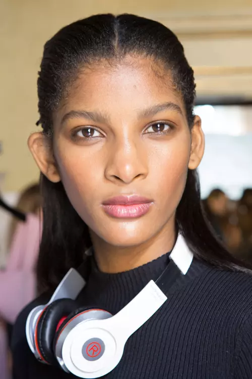 Blumarine colectia primavara - vara 2017 backstage (1)