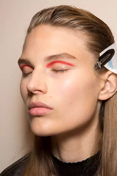 Salvatore Ferragamo colectia primavara-vara 2017 backstage (10)