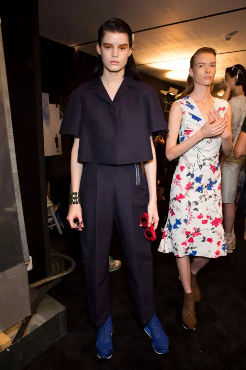 Salvatore Ferragamo colectia primavara-vara 2017 backstage (12)