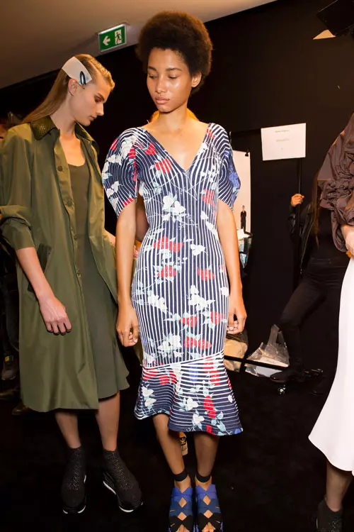 Salvatore Ferragamo colectia primavara-vara 2017 backstage (13)