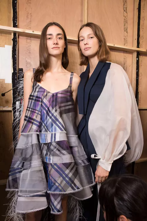 Antonio Berardi colectia primavara-vara 2017 backstage (14)