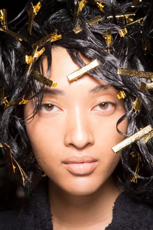 Gareth Pugh colectia primavara-vara 2017 backstage (8)