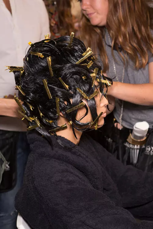 Gareth Pugh colectia primavara-vara 2017 backstage (9)