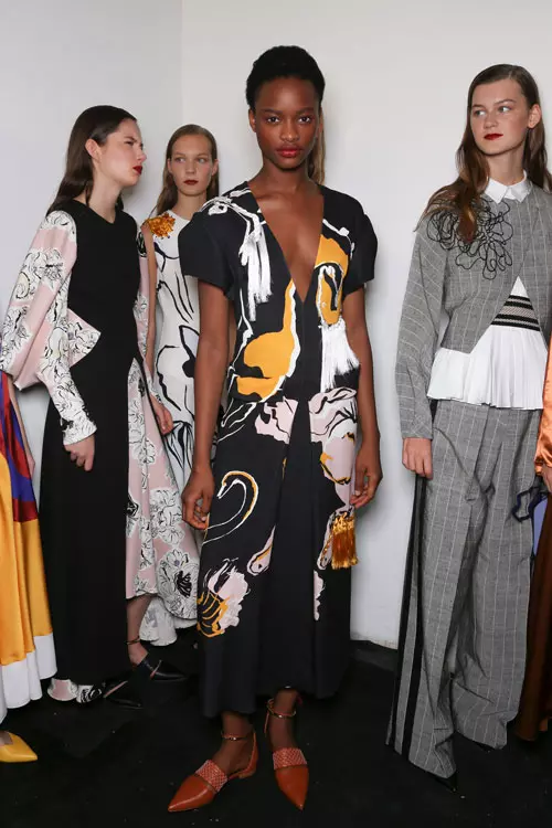 Roksanda colectia primavara-vara 2017 backstage (19)