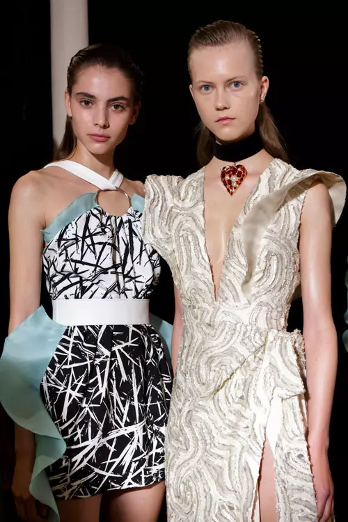 Emanuel Ungaro colectia primavara-vara 2017 backstage (13)