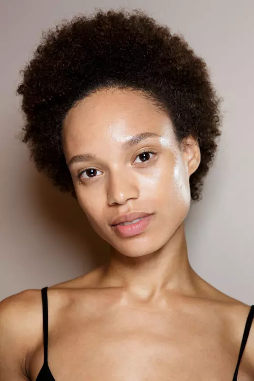 Emanuel Ungaro colectia primavara-vara 2017 backstage (3)