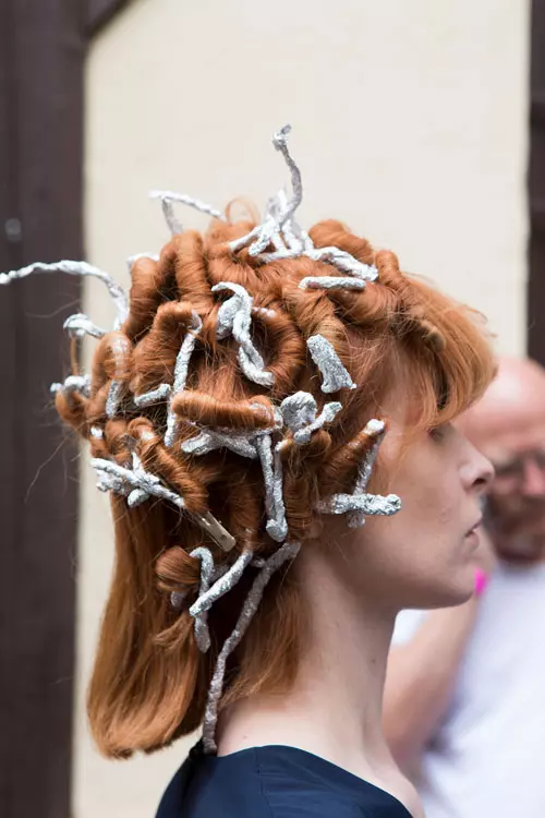 Manish Arora colectia primavara-vara 2017 backstage (1)