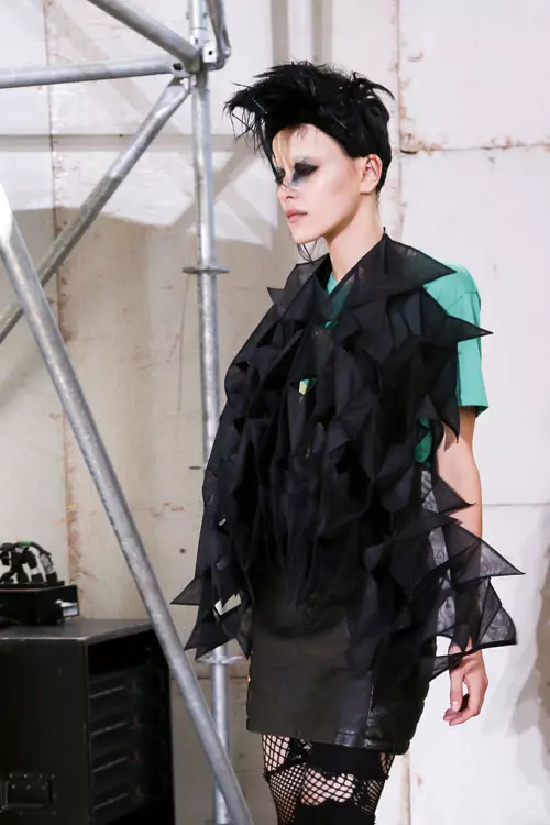 Junya Watanabe colectia primavara - vara 2017 backstage (6)
