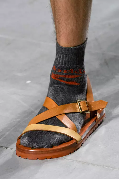 Vivienne Westwood colectia primavara - vara 2017 accesorii (12)