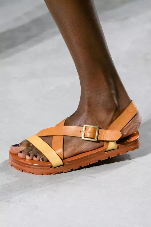 Vivienne Westwood colectia primavara - vara 2017 accesorii (31)