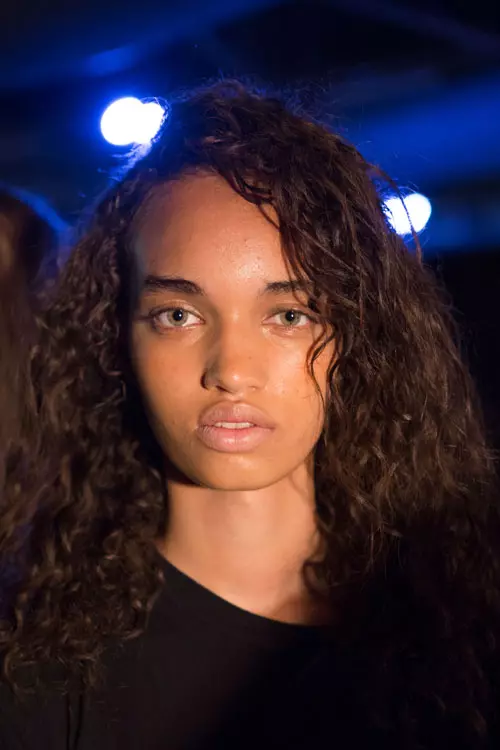 Alexander Wang colectia primavara-vara 2017 backstage (4)