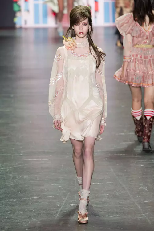 Anna Sui colectia primavara-vara 2017 (41)